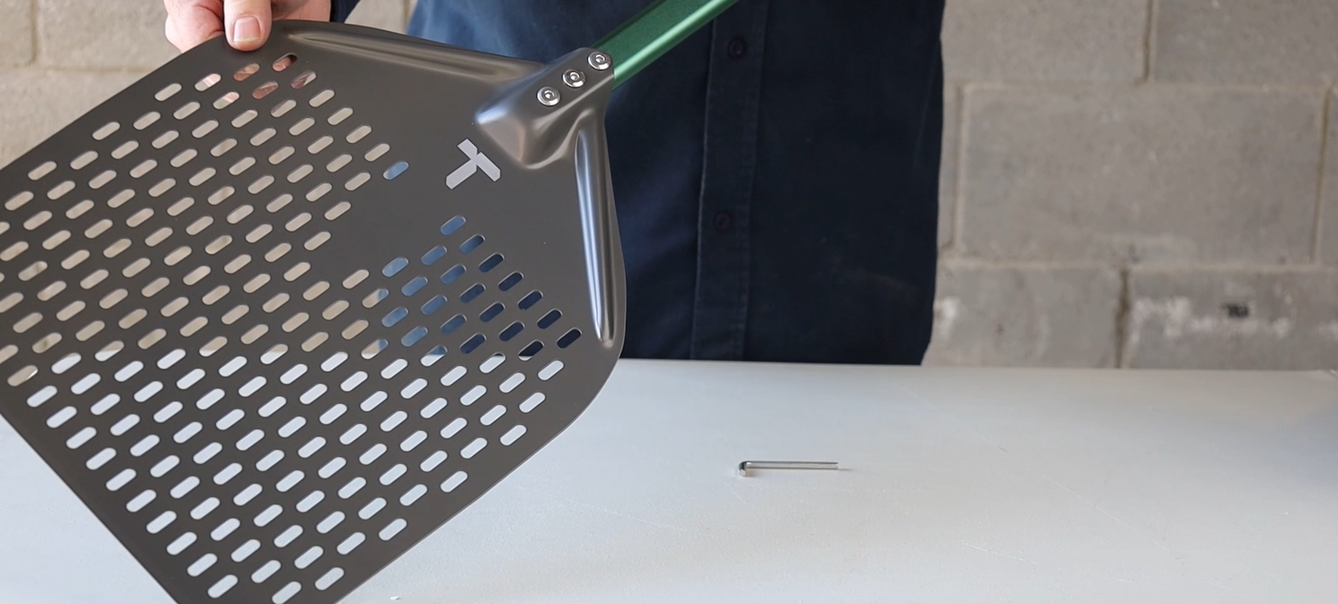 How to Assemble the Turpone Pizza Peel | Quick & Easy Setup Guide